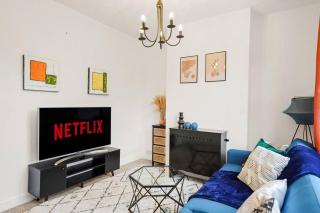Aesthetic Cambridge Cottage sleeps 5! - 5