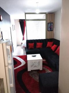 Tracey's Cosy Escape - 0