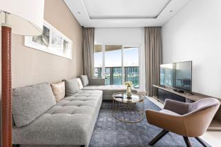 A Living Modern 1BR Apartment with Balcony & Canal View at Prive-517 Business Bay - 5