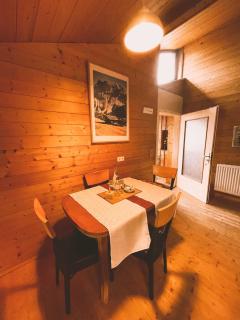 Naturnahes Familienchalet mit Garten - Wifi - Netflix - nur 15 Minuten vom Chiemsee und 35 Minuten von München entfernt - Vogtareuth - 8
