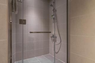 ALiving Elegant Studio Maison Prive with Burj khalifa Canal views Business Bay 3110 - Dubai - 3