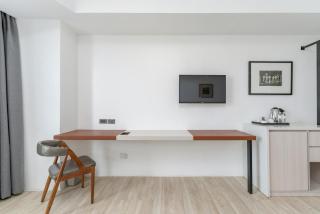 Crown Regency Hotel & Towers - 7