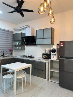The Amore Homestay - Muar - 4