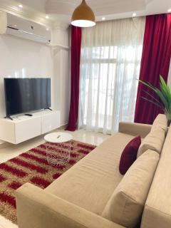 Madinaty Well-furnished 2 Bedroom apartment -شقة فندقيه للايجار مدينتي - 8