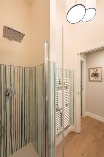 Apartments Florence- Guelfa delight with Courtyard - 4