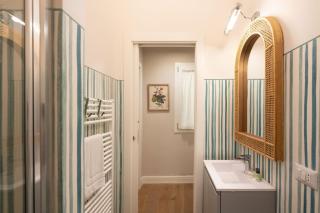Apartments Florence- Guelfa delight with Courtyard - 3