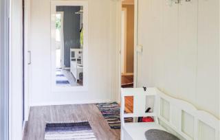 Gorgeous Home In Matre With Wifi - Bauge - 2
