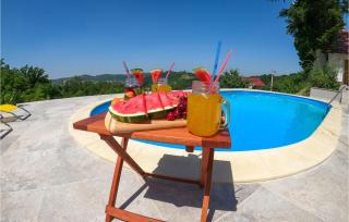 3 Bedroom Beautiful Home In Piscanovec - Tuhovec - 8
