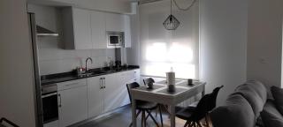 Pilgrimshouse - Marquina - 2