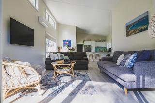 Peaceful, stylish Arakoon cottage with EV Chrger - Arakoon - 1