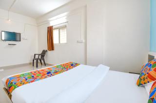 FabHotel Diamond Inn - Pune - 5