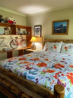 Tahoe Cottage perfect for couples and outdoor enthusiasts - 4