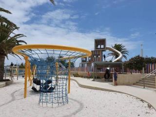 Apartment close to the beach - Jindalee - 1