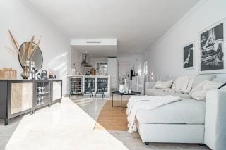 Stunning 2 bedroom Townhouse with Serene Terrace and Charming Mountain Views - Marbella - 2