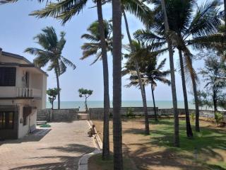Beach Villa Homestay by VR PROPERTIES - Suratakal - 8