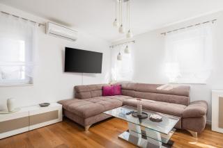 Lana - Sea view apartment with parking - 9