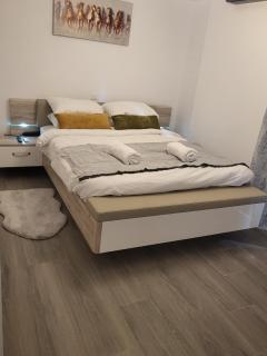 THE NEW Diamont of Athens - 5