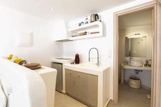 Irini's Earth house with Jacuzzi - Prodromos Paros - 4