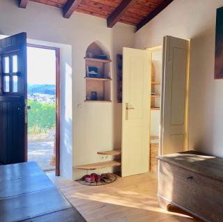 Casa Anneli - relaxing under the olive tree - 6
