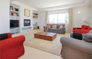 4 Bedroom Lovely Home In Marbella - Marbella - 9