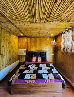 Hotel O Royal Tree Cafe And Resort - 1