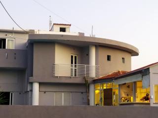 Banana Moon - Adelianos Kampos - 1
