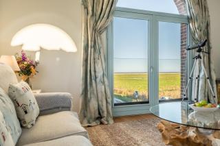 Anchorage S - Salthouse - 2