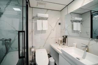 STAR OVER SEA By Deep night - 2