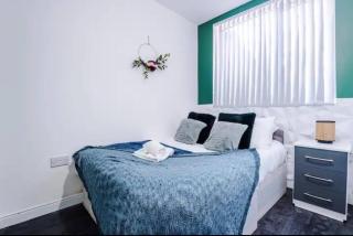 Large 3 Bed Apartment in Central Blackpool - 8