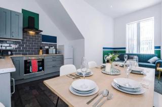 Large 3 Bed Apartment in Central Blackpool - 3