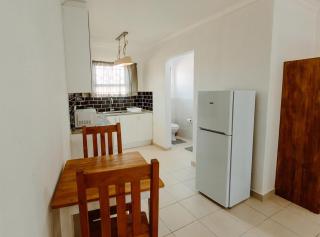 Golden Candle Guest House - Roodepoort - 5