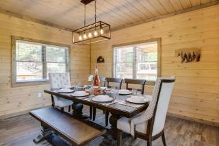 Luxury Sevierville Cabin w/ Private Hot Tub! - Sevierville - 3