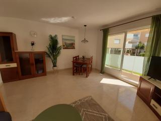 Two bed two bathrooms ground floor Apartment with pool view - 6