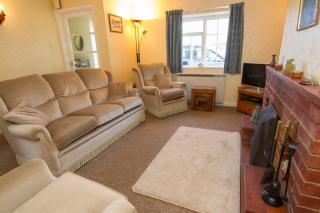 6 Clock Row - Thornham - 2