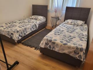Jacuzzi Apartman Pepi - Medulin - 5