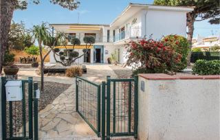Beautiful Home In Torredembarra - Torredembarra - 0