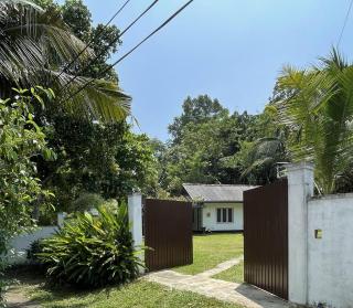 Primrose Villa - Entire PrivateVilla at Hikkaduwa - 8