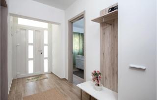 4 Bedroom Stunning Home In Pula - 8