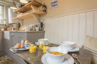 Oyster Cottage - 4