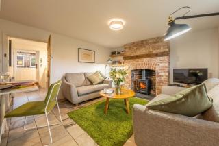 Chiffchaff Cottage - 3