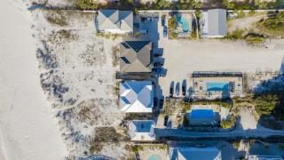 Heavenly Sunrise-Gulf-Front Home W-Pool, Great Location! Alvacationrentals - Orange Beach - 4