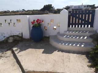 Traditional Mykonos Retreat House - 7