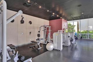 Lower Penthouse 3BD 3BA - Beach Pool Gym - 7