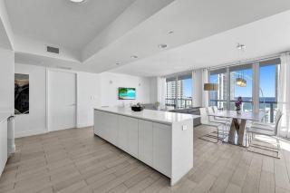 Modern Ocean View 3 Bedroom Condo Resort Amenities - Hallandale Beach - 1