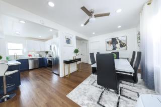 Luxury Villa with Hot Tub! Minutes to Beach & Bars - 9