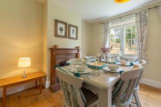 1 Hall Lane Cottages - 4