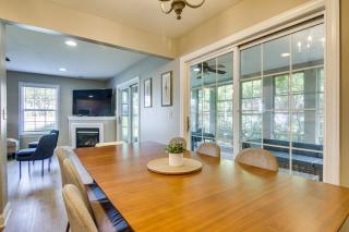 Charming Lewes Townhome with Sunroom 5 Mi to Beach! - Lewes - 2
