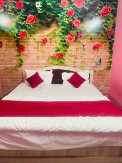 Hotel O Home Hotel Dream Palace - Sūrajpur - 1