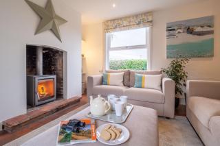 Brook House - Briston - 4