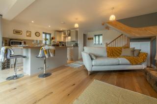 The BeeHive - Hunstanton - 4